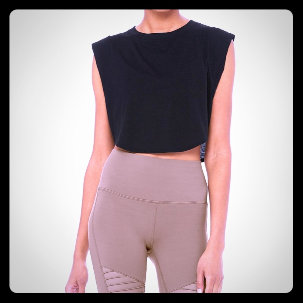 Alo Yoga Echo tee
